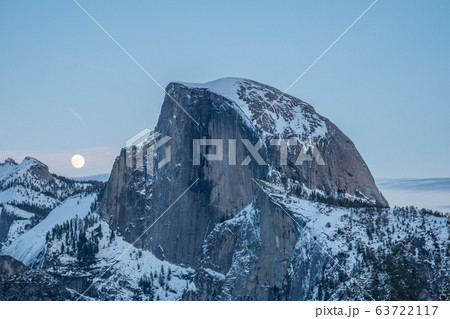 Half Dome and Full Moon. Evening Twilight. Yosemite National Park. California, USA Half Dome and Full Moon. Evening Twilight. Yosemite National Park. California, USA 63722117