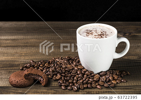 coffee cup with coffee beans 63722395