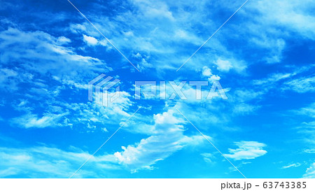 青空と雲の風景 63743385