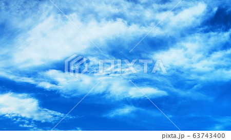 青空と雲の風景 63743400