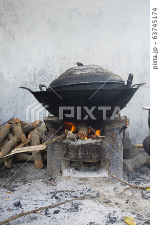 The old brazier for setting fire to cooking in The old brazier for setting fire to cooking in 63745174