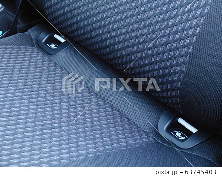 チャイルドシート取り付け用の金具 63745403
