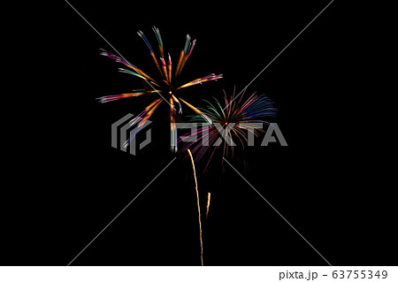 夜空の競演 夜空の競演 63755349