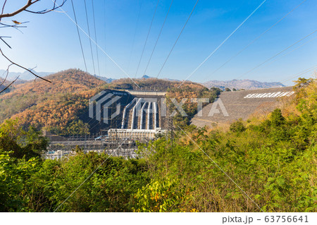 Landscape view around of Srinakarin Dam the power station with large mountains and many trees at Kanchanaburi, Thailand. To generate electricity in the western region of the country 63756641