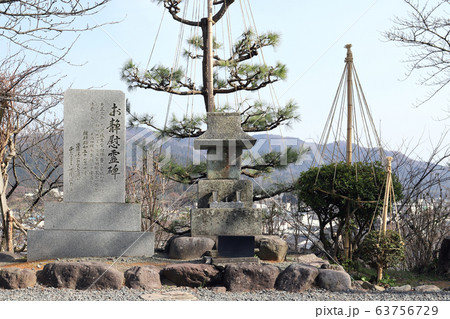 丸岡城 お静の慰霊碑（福井県 坂井市 丸岡町） 63756729