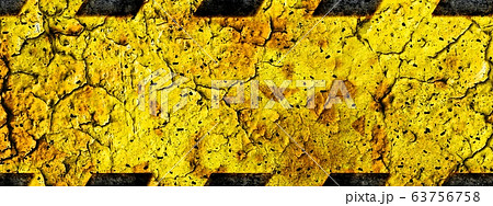 立ち入り禁止を表す抽象的な黄色と黒色の縞模様 立ち入り禁止を表す抽象的な黄色と黒色の縞模様 63756758