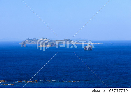 《長崎県 池島》 夕陽が丘そとめから見る角力灘と池島と大角力・母子島・小角力 《長崎県 池島》 夕陽が丘そとめから見る角力灘と池島と大角力・母子島・小角力 63757759