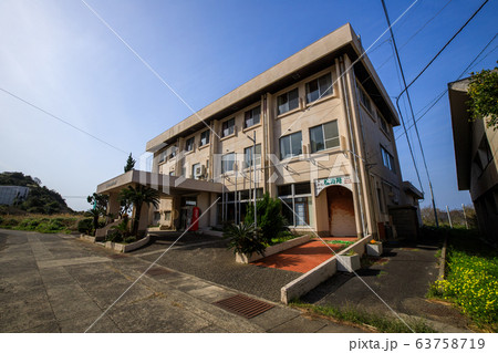 《長崎県 池島》 池島中央会館 《長崎県 池島》 池島中央会館 63758719