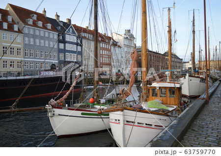 デンマーク、コペンハーゲン、ニューハウンのヨット 63759770