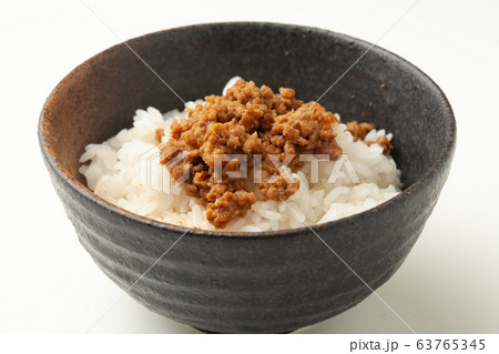 肉味噌ご飯 63765345