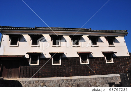 旧呉服商山丹の蔵「裏側」 63767285