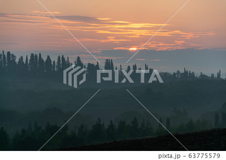 Sunrise at the Tuscany, Italy 63775579