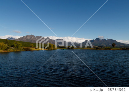 Stellenbosch 63784362