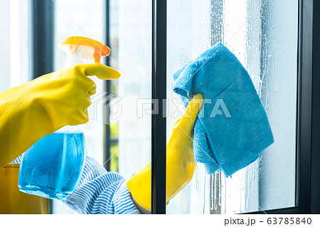 Wife housekeeping and cleaning concept, Happy Wife housekeeping and cleaning concept, Happy 63785840