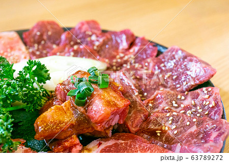 焼肉盛合せ ハラミ、味噌漬けカルビ 焼肉盛合せ ハラミ、味噌漬けカルビ 63789272