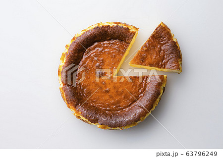 バスク風チーズケーキ 63796249