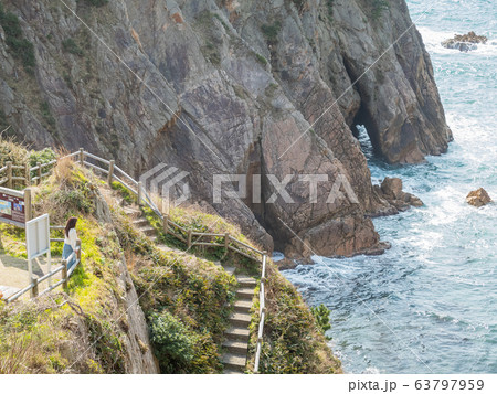 鳥取県の絶景ジオパーク　千貫松島　美しい浦富海岸　山陰海岸国立公園　世界ジオパーク 63797959