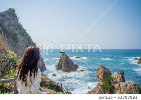 鳥取県の絶景ジオパーク　千貫松島　美しい浦富海岸　山陰海岸国立公園　世界ジオパーク 63797993