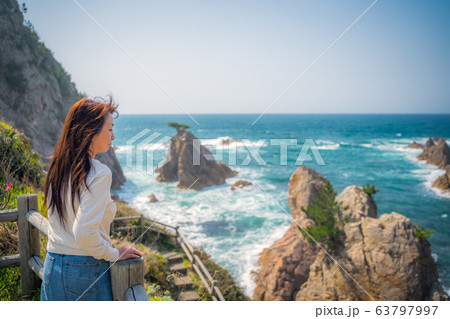 鳥取県の絶景ジオパーク　千貫松島　美しい浦富海岸　山陰海岸国立公園　世界ジオパーク 63797997