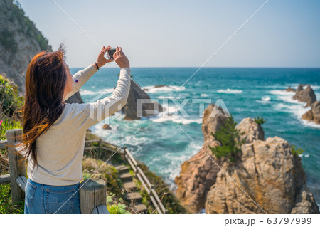 鳥取県の絶景ジオパーク　千貫松島　美しい浦富海岸　山陰海岸国立公園　世界ジオパーク 63797999