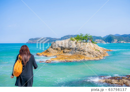 鳥取県の絶景ジオパーク　必見の美しい浦富海岸　山陰海岸国立公園　世界ジオパーク 63798137