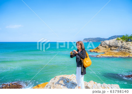 鳥取県の絶景ジオパーク　必見の美しい浦富海岸　山陰海岸国立公園　世界ジオパーク 63798140