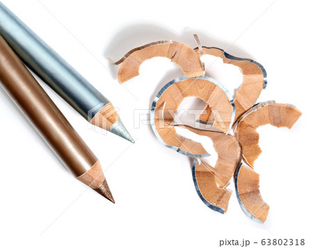 Eyeliner pencils and its shavings. 63802318