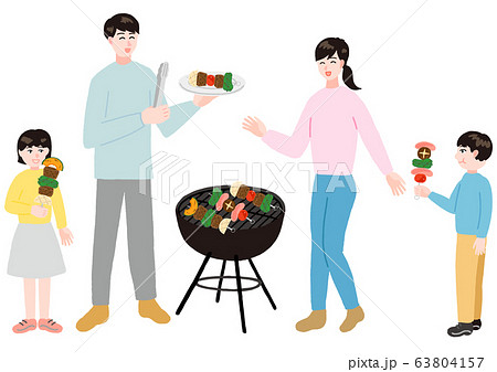 バーベキューを楽しむ親子 家族 バーベキューを楽しむ親子 家族 63804157