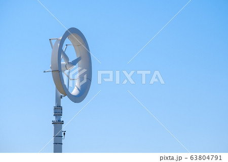 風力発電機　羽　エコロジー　青空 63804791