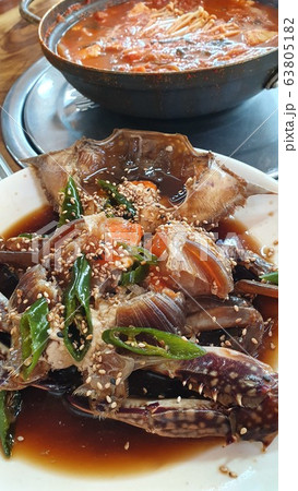 Korean Food_soy sauce crap Korean Food_soy sauce crap 63805182