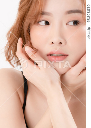 健康 ビューティー 若い女性 63808830