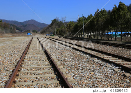 中央線 鉄道 輸送 63809485