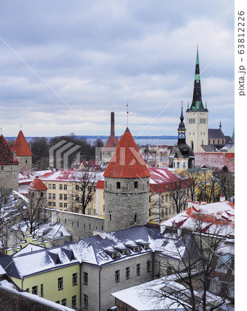 冬のエストニア タリン歴史地区 パットクリ展望台からの眺望 / Tallinn, Estonia 63812226