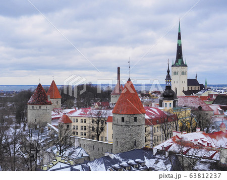 冬のエストニア タリン歴史地区 パットクリ展望台からの眺望 / Tallinn, Estonia 63812237