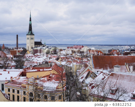 冬のエストニア タリン歴史地区 パットクリ展望台からの眺望 / Tallinn, Estonia 63812252