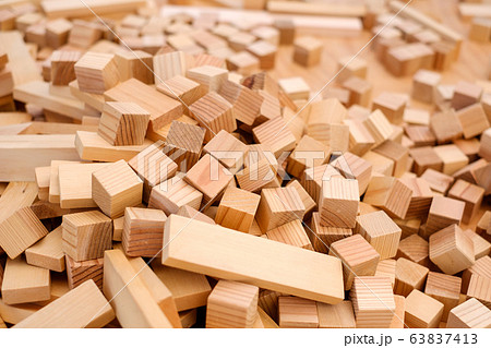 積み木 木片 キューブ 背景素材の写真素材 [63837413] - PIXTA