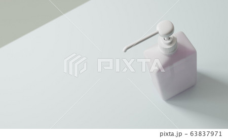ボトル入りの手指消毒用アルコール除菌剤 63837971