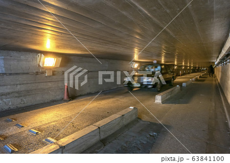 高輪橋架道橋下区道 63841100