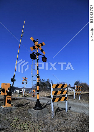 田舎の踏切 田舎の踏切 63842737