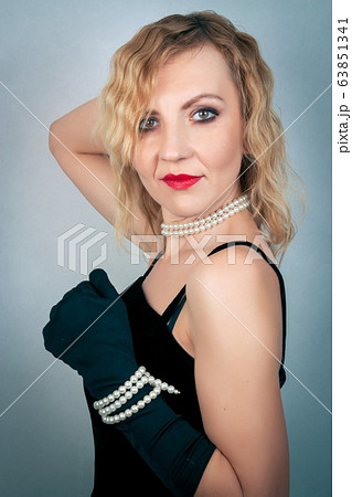 Retro style woman close up Retro style woman close up 63851341