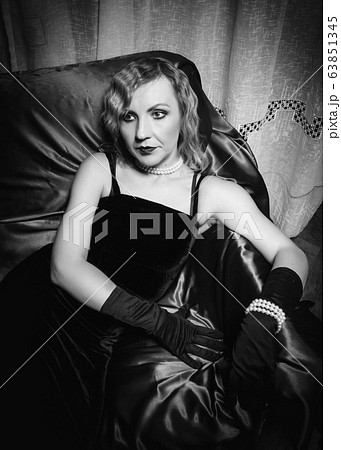 Retro style woman close up Retro style woman close up 63851345