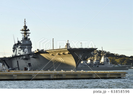 護衛艦いずも 63858596