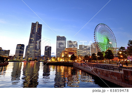 横浜 夕暮れ時 横浜 夕暮れ時 63859478
