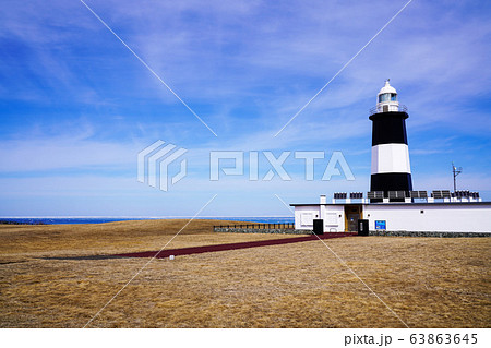 能取岬灯台と流氷　”網走市” 63863645