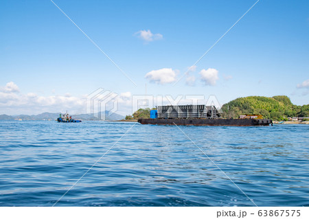 曳航の風景 63867575