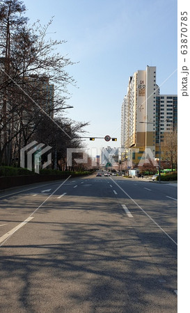 都心 路上 ロード 63870785