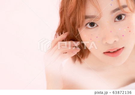 女性 女 女の子 63872136