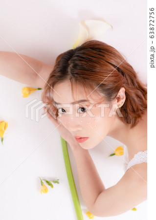 女性 女 女の子 63872756
