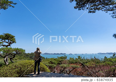 宮城県 松島 松島湾の写真を撮る人 宮城県 松島 松島湾の写真を撮る人 63874935