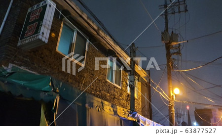 建築物 市場 夜間 63877527